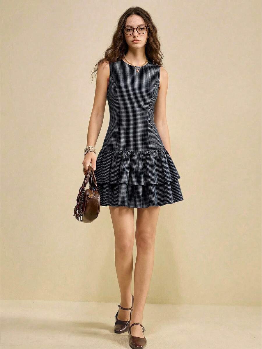 Muvela 春夏新款藏蓝色格纹圆领无袖荷叶边下摆女式连衣裙，甜美复古优雅时尚都市通勤装 - 藏蓝色 - 查看 1