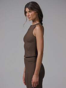 Musera Sport Top Ativo Contornado de Costas Abertas Apenas Coordenado Esportivo Treino Academia Pilates Fitness Casual Diário Banana Pudding - Marrom Claro - Visão 4