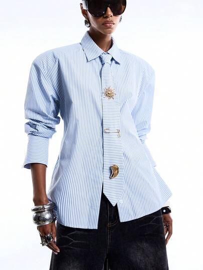 LYSMO 2025 เสื้อเชิ้ตแขนยาวปกผูกไหล่บุนวมขนาดใหญ่สีขาวมินิมอลใหม่, เหมาะสำหรับใส่ในชีวิตประจำวัน, เดินทาง, ออฟฟิศ, สไตล์ Preppy, แฟชั่นเมือง