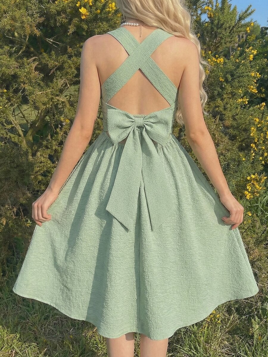 少女露背镂空大蝴蝶结纯绿色纹理面料无袖优雅度假连衣裙 - 綠色 - 查看 1
