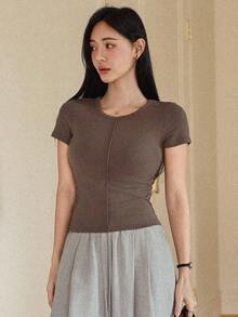 DAZY 女士夏季圆领短袖修身休闲优雅套头T恤 - 棕色 - 查看 3