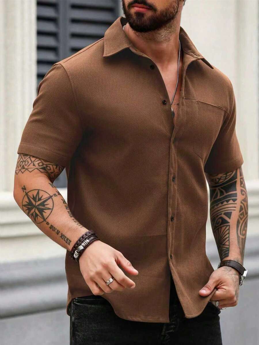 Manfinity Homme 男士休闲纯色前开襟短袖衬衫，夏季棕色正装衬衫，男士时尚衬衫，棕色衬衫，男士翻领衬衫 - 棕色 - 查看 1