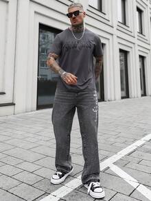 Artur Kramer Men's Casual Slogan & Figure Print Round Neck Short Sleeve T-Shirt, Summer - Dark Grey - View 5