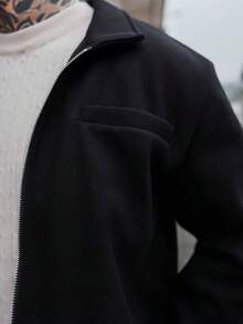 Artur Kramer Manfinity 男士长袖黑色拉链外套，适合万圣节、圣诞节、日常街头穿搭和休闲约会，也是周年纪念日送给男友/丈夫的完美礼物，秋冬季必备。 - 黑色 - 查看 3