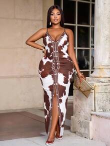 SOLERSUN 女士链条印花开衩修身吊带连衣裙，性感深V领，高腰印花吊带连衣裙，优雅长款女装 - 棕色 - 查看 1