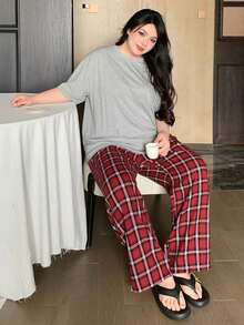 Dazy Plus Conjunto de ropa de casa de talla grande para mujer con camiseta de unicolor y pantalones de pijama a cuadros, para todas las estaciones - Gris - Ver 5