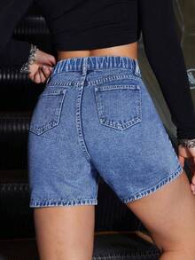 SHEIN ICON 大码女式宽松口袋牛仔休闲度假短裤 - 中等水洗藍 - 查看 2