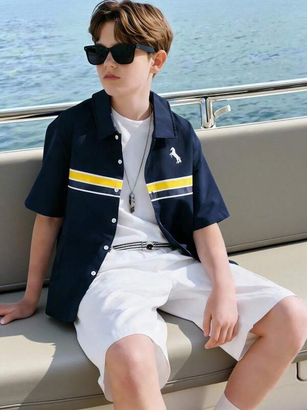 3pcs/Set Teen Boy Gentleman Outfit, Including Navy Blue Printed Slim Fit Short Sleeve Shirt, White Shorts, And Belt. Elegant, Academic, Personalized Casual Suit For Daily Wear, Minimalist & Style