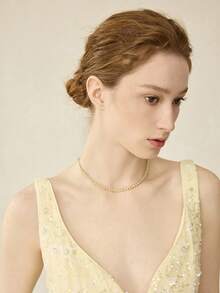 MOTF PREMIUM 镀金微镶精致锁骨链 - 金色 - 查看 9