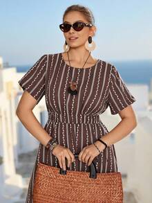 SHEIN LUNE CURVE Vestido plus size elegante e moderno, confortável, de alta qualidade, com decote redondo, cintura marcada, favorecedor, ideal para encontros e reuniões. - Castanho - Ver 7
