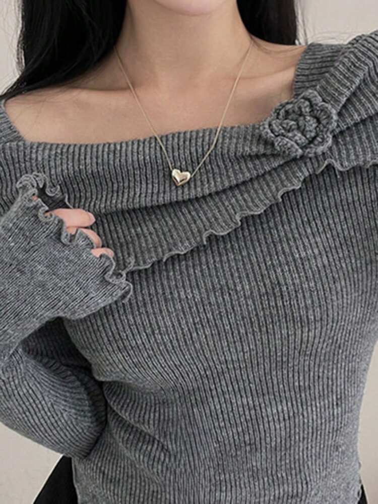 Women Off-Shoulder 3D Floral Long Sleeve Fitted Asymmetrical Cropped Sweater