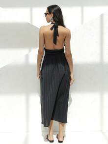 KSTM 女士黑色深V露背中长连衣裙，系带设计，腰部褶皱，适合晚宴派对 - 黑色 - 查看 2