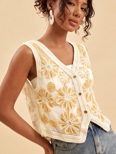Travachic Women's Summer Beach Vacation Floral Textured Fabric Button-Front Camisole