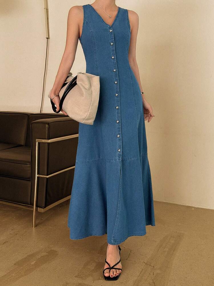 Women's V-Neck Sleeveless Denim Jumpsuit Dress, Casual & Resort Style