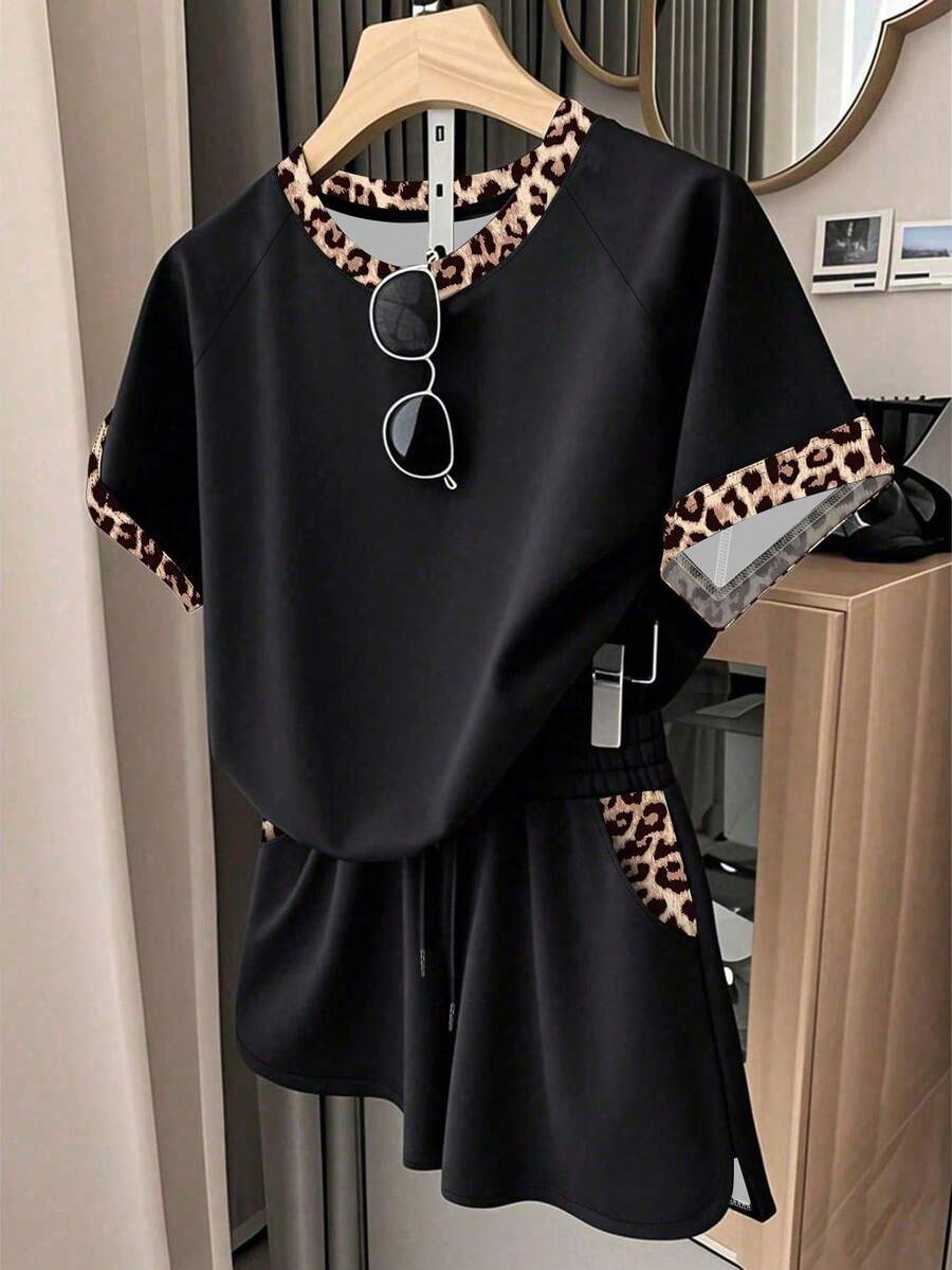 Resyla Bộ áo thun và quần short nữ cỡ lớn mùa hè mới, thiết kế họa tiết da báo cổ điển, bộ đồ thể thao ngoài trời thanh lịch và thoải mái. - màu đen - Xem 1