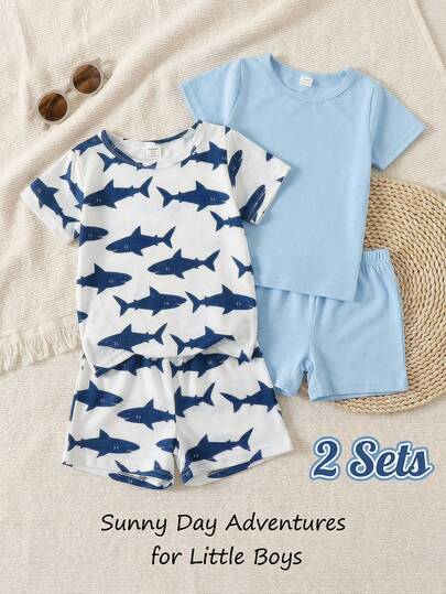 Set de 2 piezas de camiseta de manga corta y pantalones cortos de unicolor y estampado de tiburón para niño pequeño, ideal para verano, vacaciones y uso diario