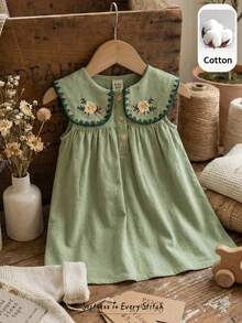 Cozy Pixies Vestido lindo sin mangas con cuello con volantes y abotonadura media para bebé recién nacido - Multicolor - Ver 1