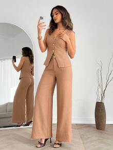 EURMUSE Bộ đồ hai mảnh thanh lịch dành cho nữ, màu be, gồm áo vest không tay cài cúc, áo cổ chữ V ôm dáng và quần ống rộng, chất liệu vải có họa tiết. - Lạc đà - Xem 2