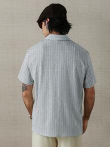HUEFORM 男士休闲精致通勤及日常竖条纹短袖衬衫 - 白色 - 查看 2