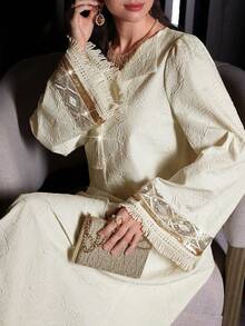 Al Najma 女士春夏杏色梭织纹理长袖亮片流苏下摆优雅浪漫土耳其长袍和阿拉伯传统长裙 - 杏色 - 查看 1