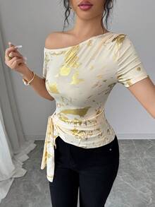 Elenzga 女士时尚亮面箔片斜肩不规则下摆系带喇叭袖休闲、优雅、通勤、复古、外出、约会、用餐、度假T恤，春夏款 - 彩色 - 查看 4