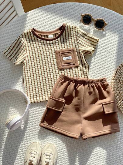 SHEIN 2件套男婴可爱夏季休闲针织卡其条纹短袖T恤和工装短裤套装