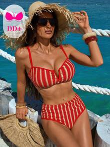 Swim DD+ 女士性感时尚纹理面料V领露背系带比基尼上衣+高腰褶皱泳裤，春夏款 - 紅色 - 查看 5
