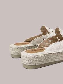 Styleloop Giày mules hở mũi thêu hoa phong cách Bohemian dành cho nữ - Màu be - Xem 8