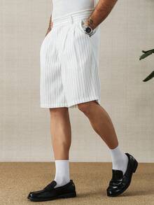 HUEFORM 男士条纹系带直筒褶裥休闲短裤 - 白色 - 查看 3