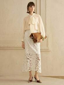 Arave 女士水溶性蕾丝针织设计蕾丝气质魅力优雅约会镂空半身裙白色秋季蕾丝半身裙女装半身裙 - 白色 - 查看 5