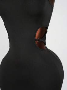 SaltGleam SaltGleam Y2K性感镂空露脐吊带连衣裙，夏季无袖紧身露背迷你裙（黑色） - 黑色 - 查看 3