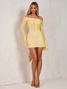 SHEIN Glamour Đầm dài tay ren dệt kim màu đen mới, kiểu dáng ôm sát, hở vai, lưng trần, xếp ly, bồng bềnh, gợi cảm, thích hợp mặc quanh năm. Thiết kế xếp ly thanh lịch ở eo, phù hợp mặc trong năm. Lý tưởng cho váy dự tiệc cưới, váy dự tiệc, váy sinh nhật, váy thanh lịch, váy lễ hội, váy hẹn hò và váy cocktail. - Màu vàng - Xem 3