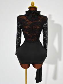 Mistrie Vestido mini ajustado de encaje negro sexy, vestido de club de manga larga con escote en V y recortes, ajuste ceñido - Negro - Ver 2