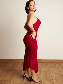 Lupita Cardoza Damen Asymmetrischer Kragen Kreuzträger Slim Fit Fischhalsausschnitt Rotes Partykleid - Bordeaux - Übersicht 3