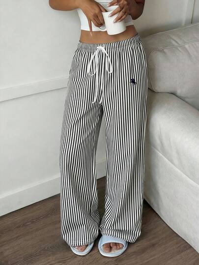 Aloruh Casual Minimalist Daily Retro All-Match Black & White Striped Drawstring Pants With Small Horse Logo, Suitable For Vacation, Summer Outfits, Women