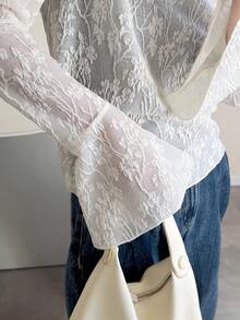 FRIFUL 女士圆领蕾丝面料修身喇叭袖纯色休闲T恤 - 杏色 - 查看 2