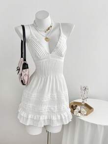 Elamini Sexy & Elegant Spaghetti Strap Deep V-Neck Lace Patchwork Cotton Mini Dress - White - View 4
