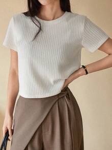 DAZY Áo thun ngắn tay màu trắng dành cho nữ, kiểu dáng tối giản, thích hợp mặc công sở/kinh doanh, áo lót tay ngắn, thích hợp cho mùa xuân/hè. - trắng - Xem 6