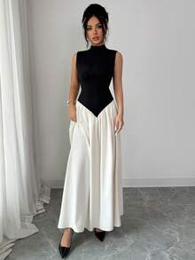 Elenzga A Long, Elegant Knitted Summer Dress For Women - Black - View 5