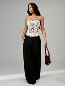 SHEIN PETITE 白色蕾絲鏤空刺繡抹胸束腰上衣，夏季優雅女款，適合夜店穿搭、婚禮賓客、嬌小女性 - 白色 - 查看 7