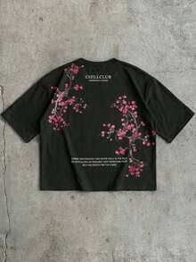 AXEPEAK Camiseta casual de manga corta con cuello redondo, estampado de lema y rama para hombres, camiseta con flores para hombres, camiseta gráfica oversize para hombres con estampado de flor de cerezo, camiseta gráfica corta para hombres, camiseta japonesa para hombres - Negro - Ver 2