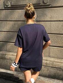 MainGRL 女士海军蓝针织数字T恤和短裤运动套装 - 藏蓝色 - 查看 2