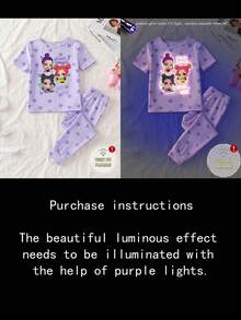 两件套女童卡通印花睡衣，浅紫色夜光款，韩流女团时尚款，可爱爱心卡通女孩印花，弹力针织面料，舒适短袖上衣和裤子，两件套睡衣套装 - 紫色 - 查看 4