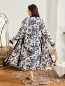 SHEIN Bộ 2 món cỡ lớn: Áo khoác in hoa và áo ngủ hai dây phối ren màu trơn. - Nhiều màu - Xem 2