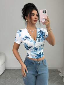 Elenzga Women's Elegant Printed T-Shirt, Suitable For Dates, Afternoon Tea, Graduation, Commuting - Multicolor - View 3