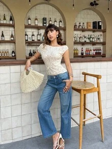 Serisse Áo thun nữ màu trơn thanh lịch cổ lệch ren, mùa hè, áo trắng ren hoa đính sequin kiểu Pháp sang trọng, trang trí hoa 3D đính đá, thích hợp cho hẹn hò/kỳ nghỉ lãng mạn, áo mùa hè, áo dự tiệc, kỳ nghỉ biển, áo đi chơi, sinh nhật, ngày lễ, áo ren trắng. - Màu be - Xem 6