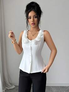 SHEIN Raffinéa ملابس علوية نسائية بدون أكمام جديدة للربيع/الصيف مزينة بزهور ثلاثية الأبعاد، خصر مشدود، أنيقة للارتداء اليومي والحضري - أبيض - مشاهدة 4