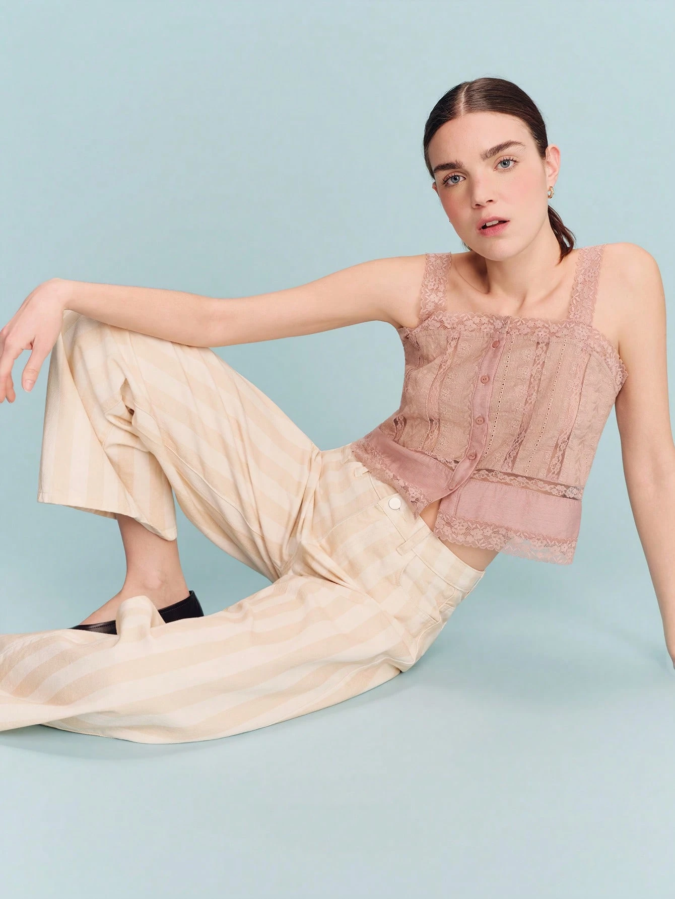 Beige gestreifte Jeans mit hoher Taille und weitem Bein für Frühling und Sommer