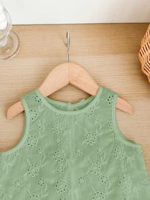 SHEIN LMoss Kids 女婴可爱夏季休闲百搭白色刺绣花卉吊带衫 - 綠色 - 查看 4