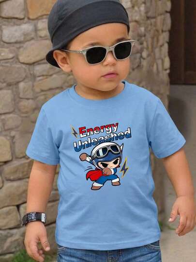 男童休闲卡通图案圆领短袖宽松T恤，适合夏季穿着